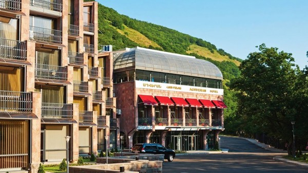 ԲԵՍԹ ՎԵՍԹԵՐՆ ԱՂՎԵՐԱՆ ՀՅՈՒՐԱՆՈՑ