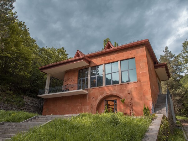 «Ապրիկոտ» հյուրանոց